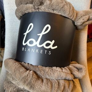 Lola Blanket Desert Dune $299NEW